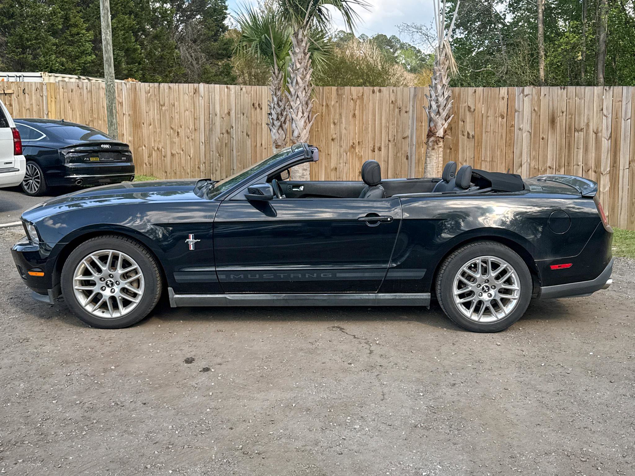 Used 2012 Ford Mustang Premium image 6