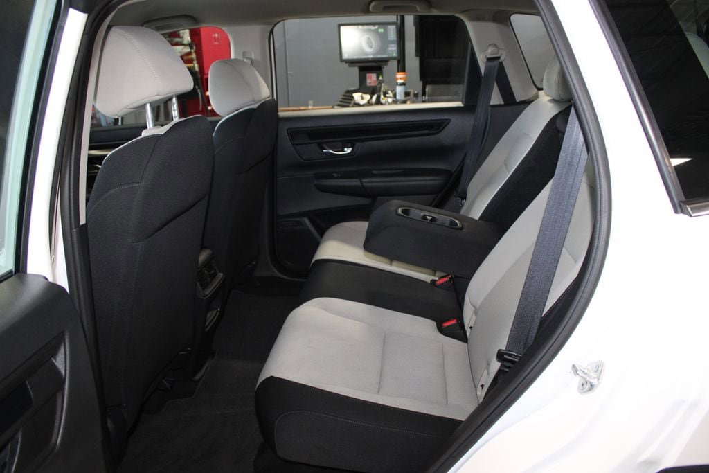 Used 2023 Honda CR-V LX image 17