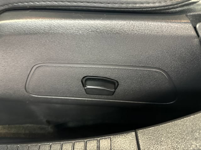 Used 2017 Jeep Patriot High Altitude FWD image 21