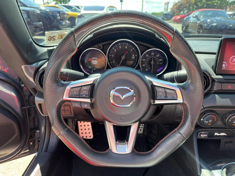 Used 2021 MAZDA MX-5 Miata RF Club RWD image 18