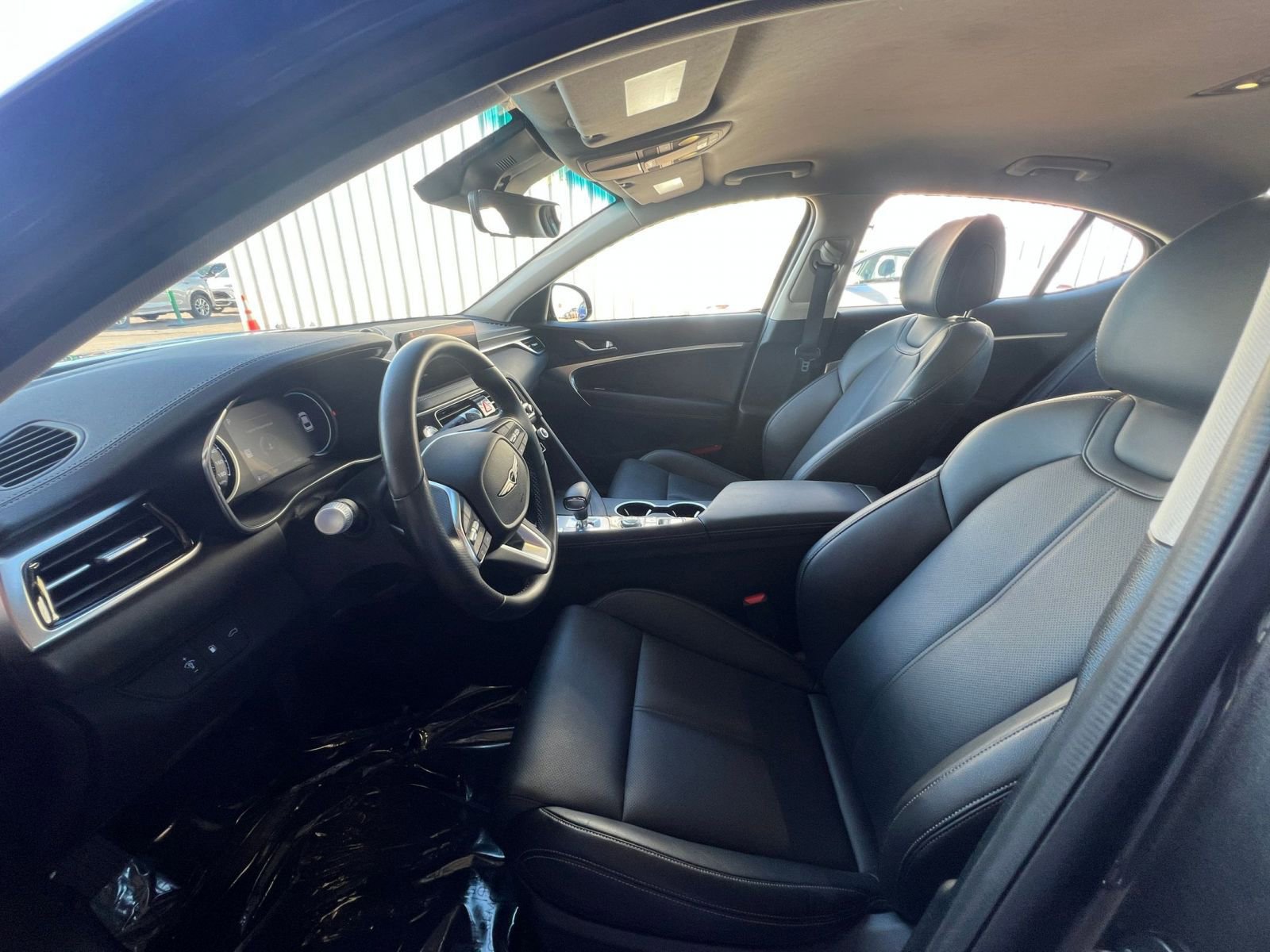 Used 2025 Genesis G70 2.5T image 27