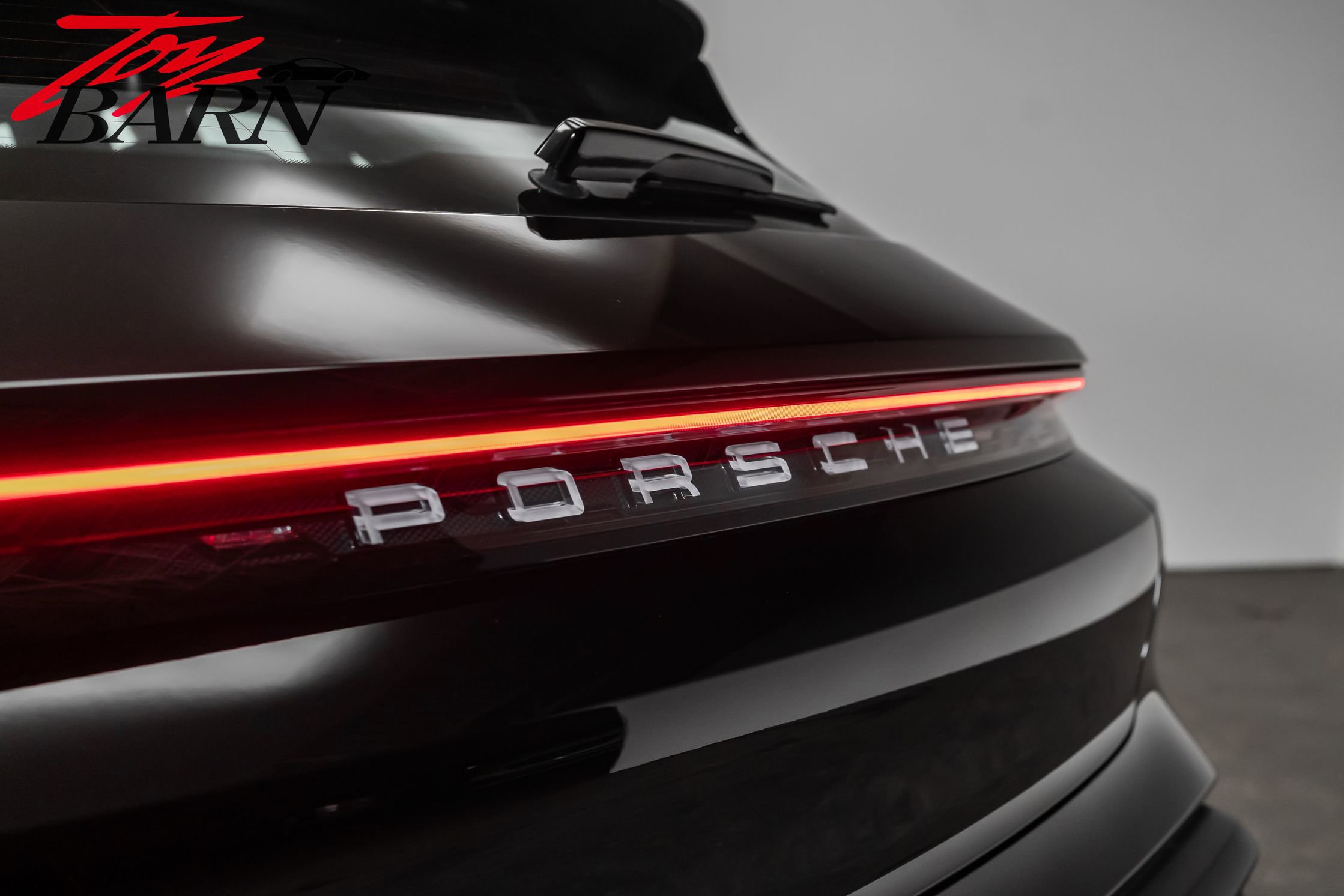 Used 2024 Porsche Taycan 4 Cross Turismo image 12