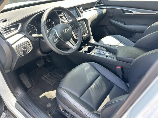 Certified 2025 INFINITI QX50 Luxe AWD/4WD image 12