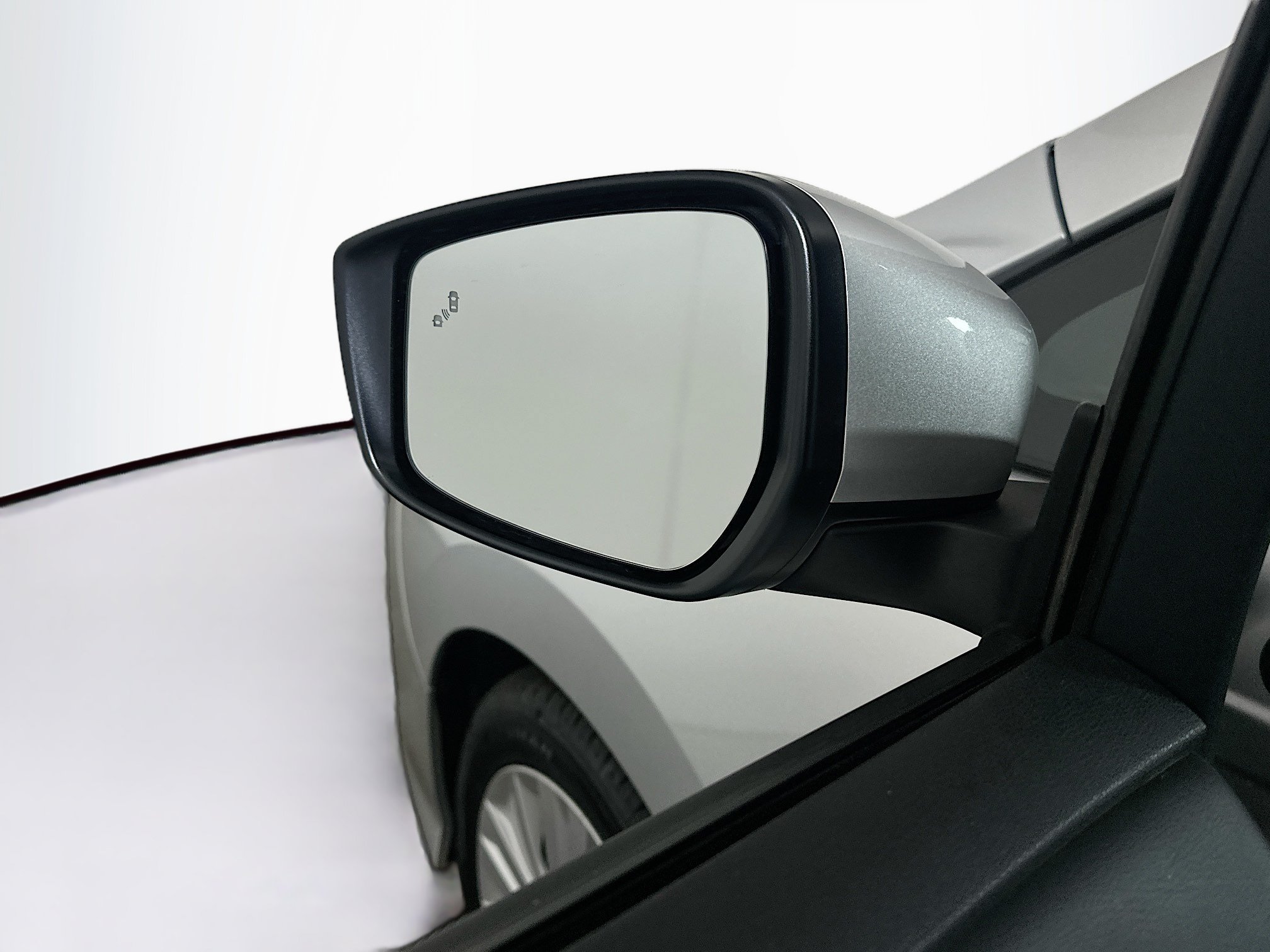 Used 2024 Nissan Leaf S FWD image 16