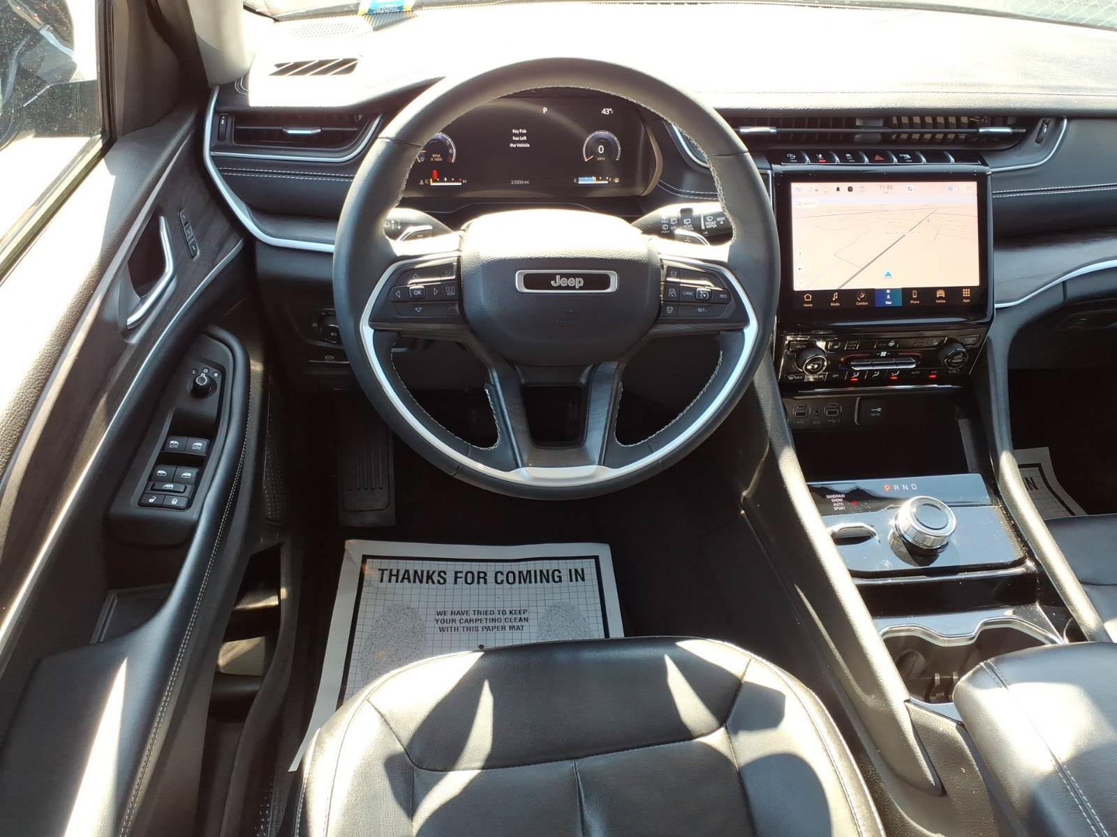 Used 2023 Jeep Grand Cherokee L Limited AWD/4WD image 12