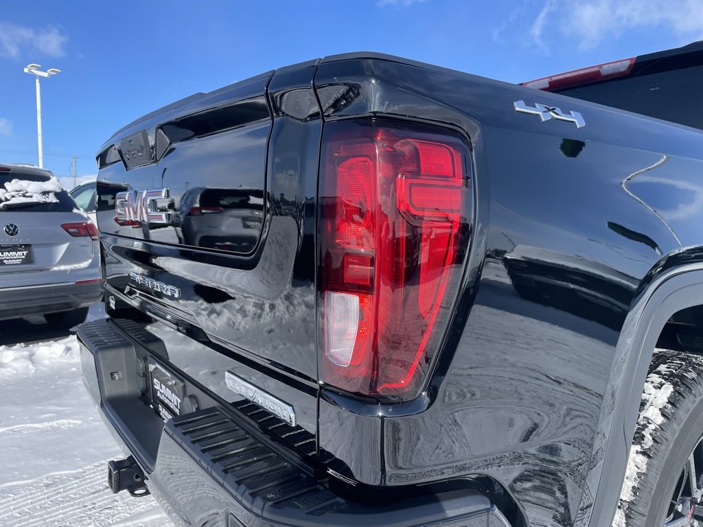 Used 2022 GMC Sierra 1500 Elevation image 30