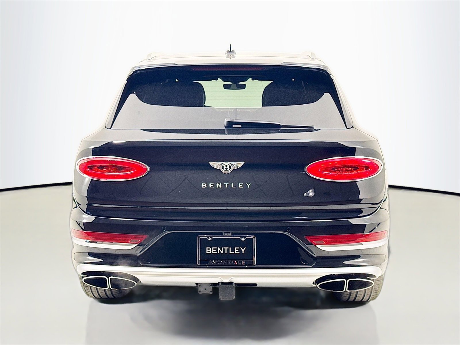 Certified 2024 Bentley Bentayga Extended Wheelbase image 7