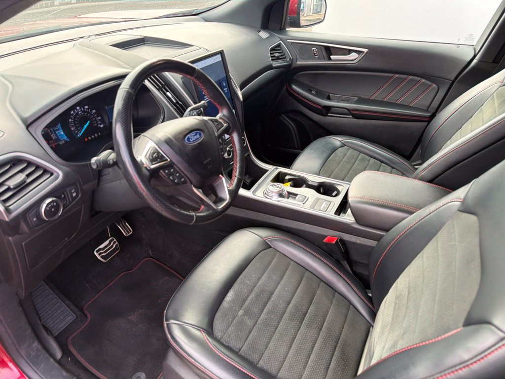 Used 2023 Ford Edge ST-Line AWD/4WD image 11