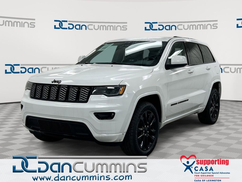Used 2022 Jeep Grand Cherokee Laredo X image 1