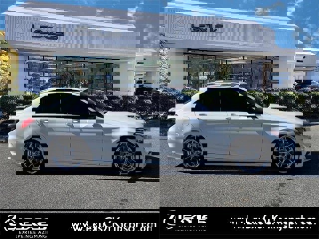 Used 2020 Mercedes-Benz C 300 4MATIC Sedan image 6