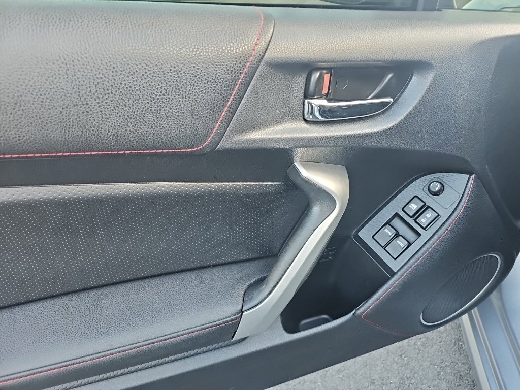 Used 2016 Scion FR-S RWD image 13