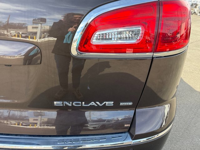 Used 2017 Buick Enclave Leather AWD/4WD image 25