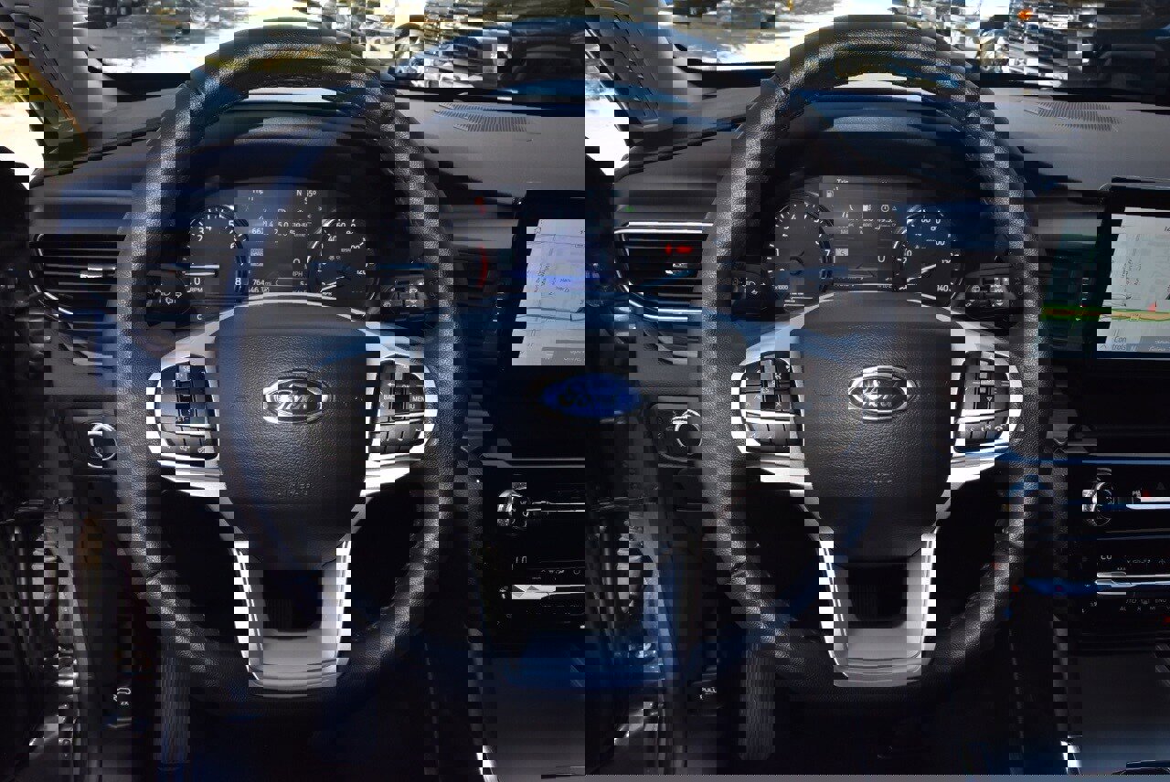 Used 2021 Ford Explorer Limited w/ Equipment Group 301A image 24