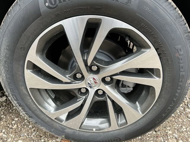 Used 2023 Buick Envision Essence image 10