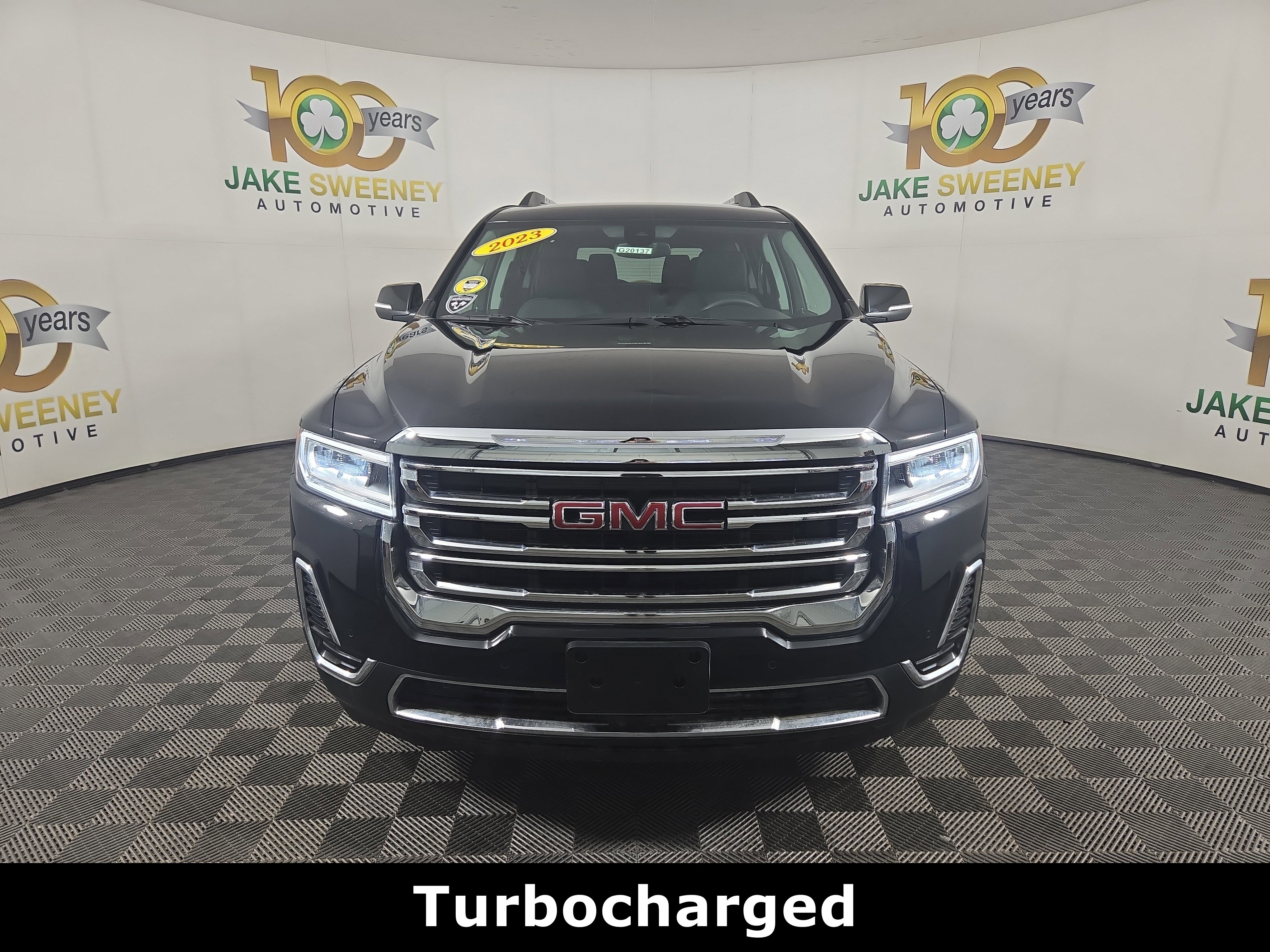 Certified 2023 GMC Acadia SLE w/ LPO, Cargo Package image 2