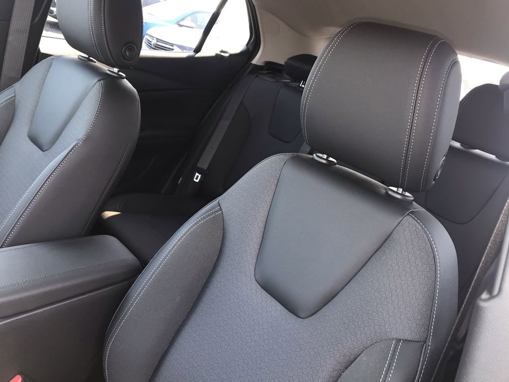 Used 2023 Buick Encore GX Select w/ Sport Touring Package image 11