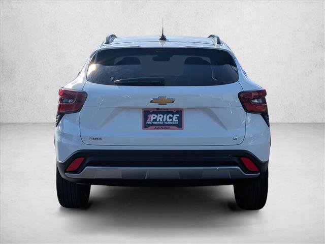 Used 2025 Chevrolet Trax LT w/ Driver Confidence Package FWD image 7
