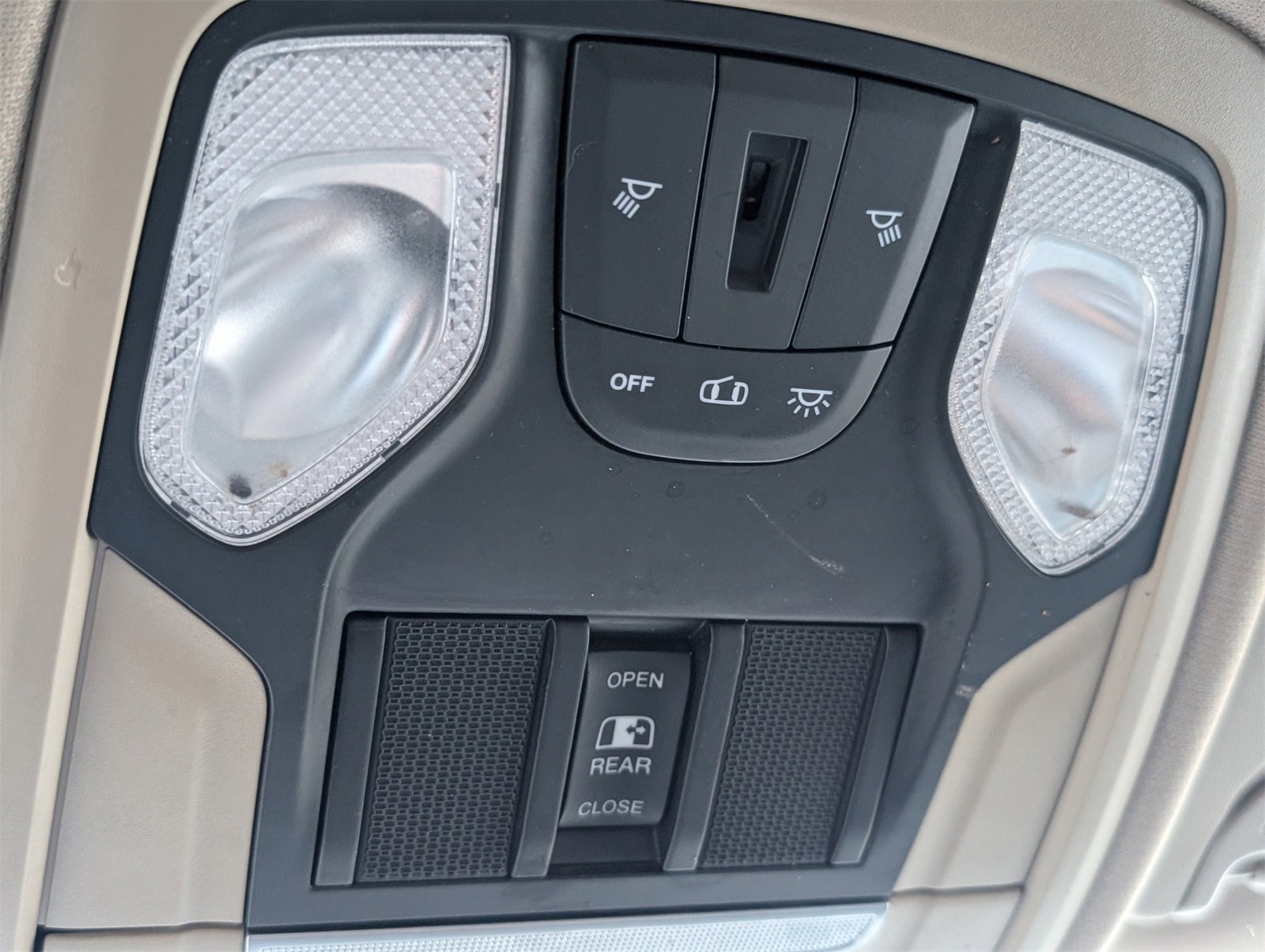 Used 2020 RAM 3500 Tradesman image 29