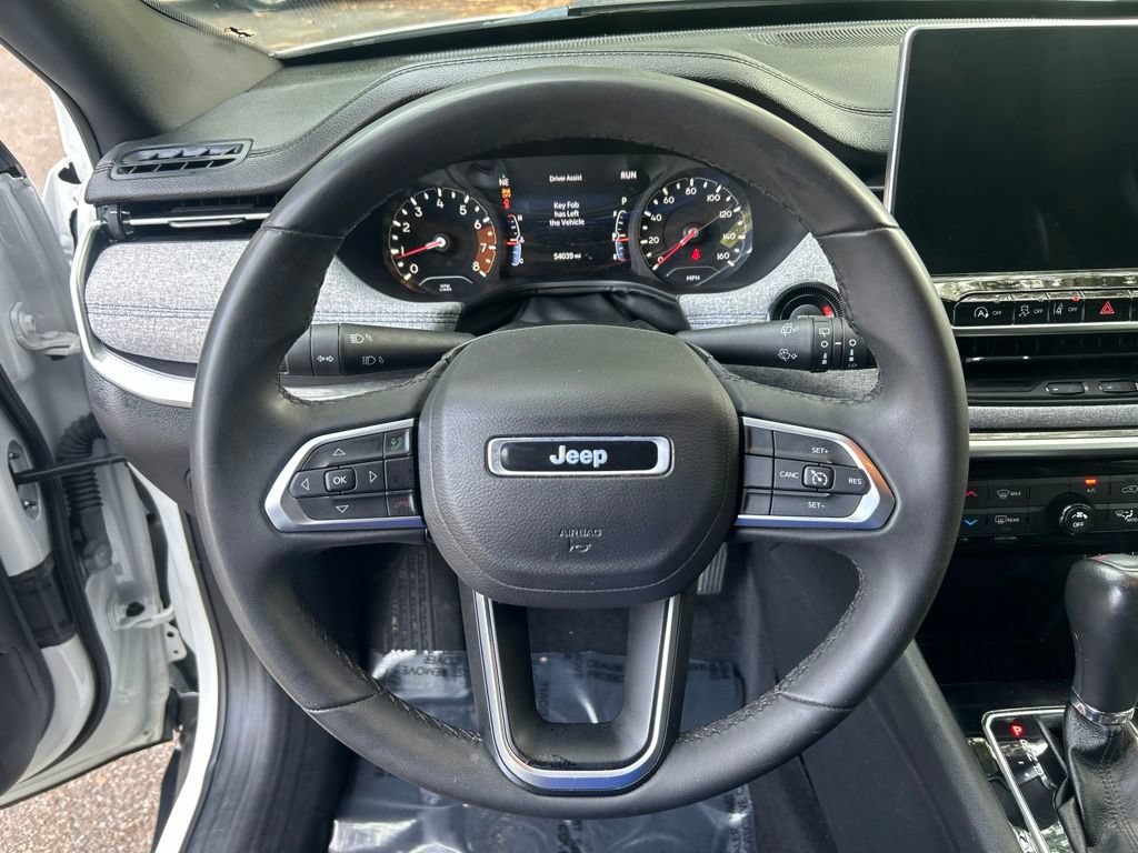 Used 2024 Jeep Compass Latitude AWD/4WD image 22