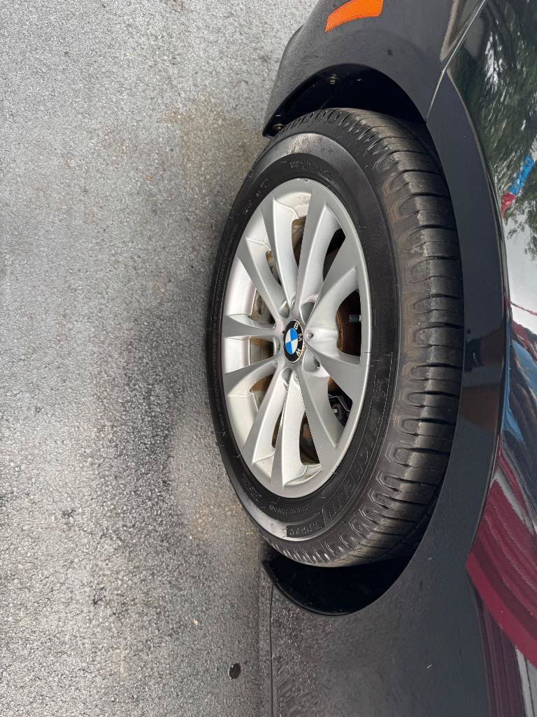 Used 2016 BMW 320i Sedan RWD image 28