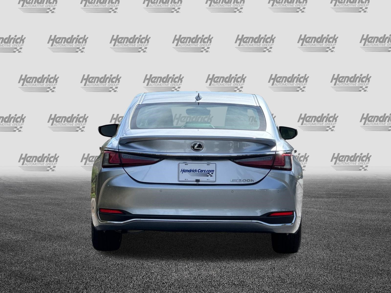 Used 2025 Lexus ES 300h w/ Premium Package FWD image 6