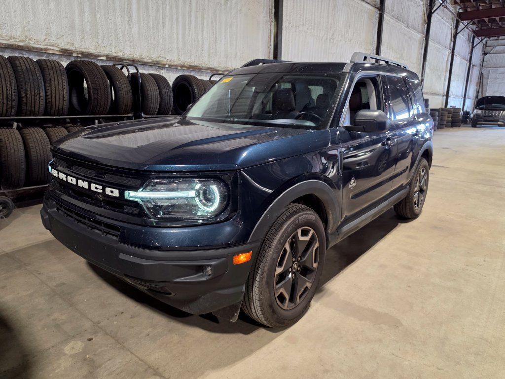 Used 2022 Ford Bronco Sport Outer Banks w/ Tech Package AWD/4WD image 1