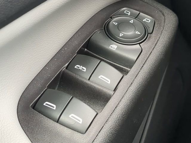 Used 2020 Chevrolet Equinox LS w/ LS Convenience Package image 22