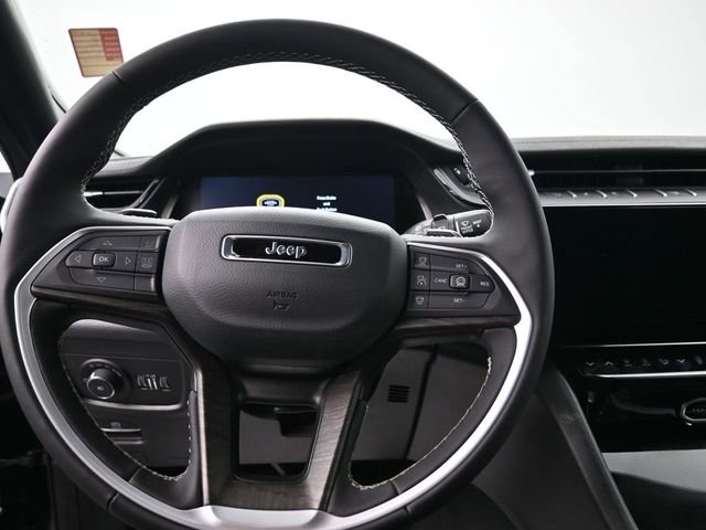 New 2026 Jeep Grand Cherokee L Limited w/ Limited Altitude Package AWD/4WD image 18