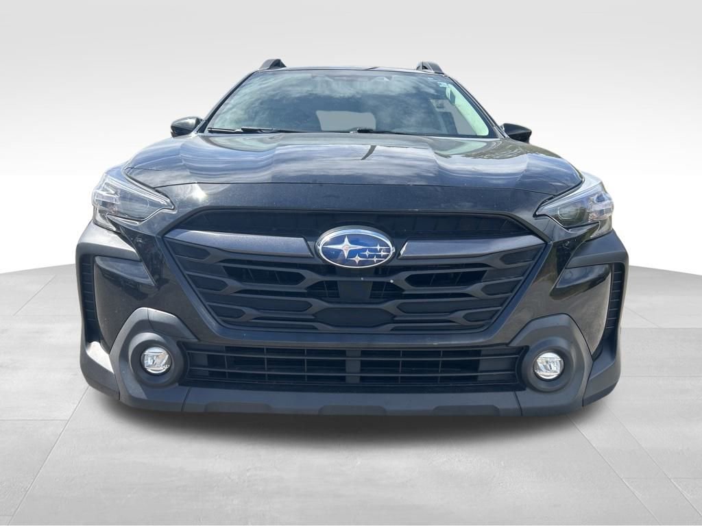 Used 2024 Subaru Outback Premium image 2