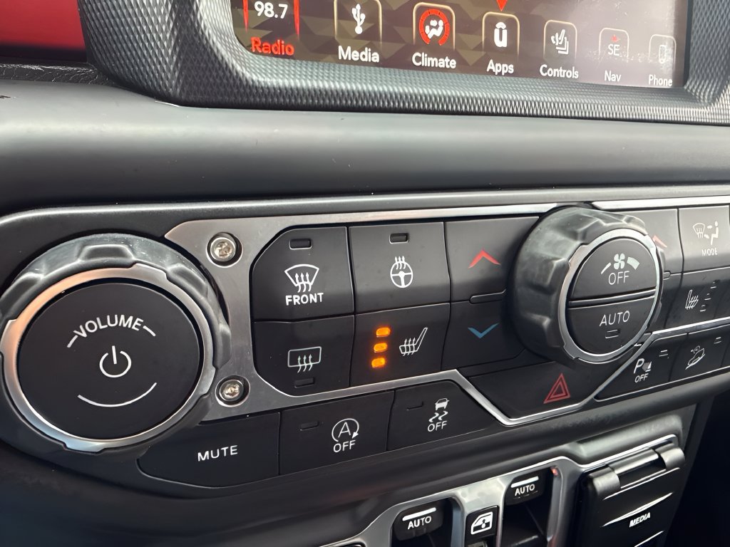 Used 2019 Jeep Wrangler Unlimited Rubicon AWD/4WD image 16