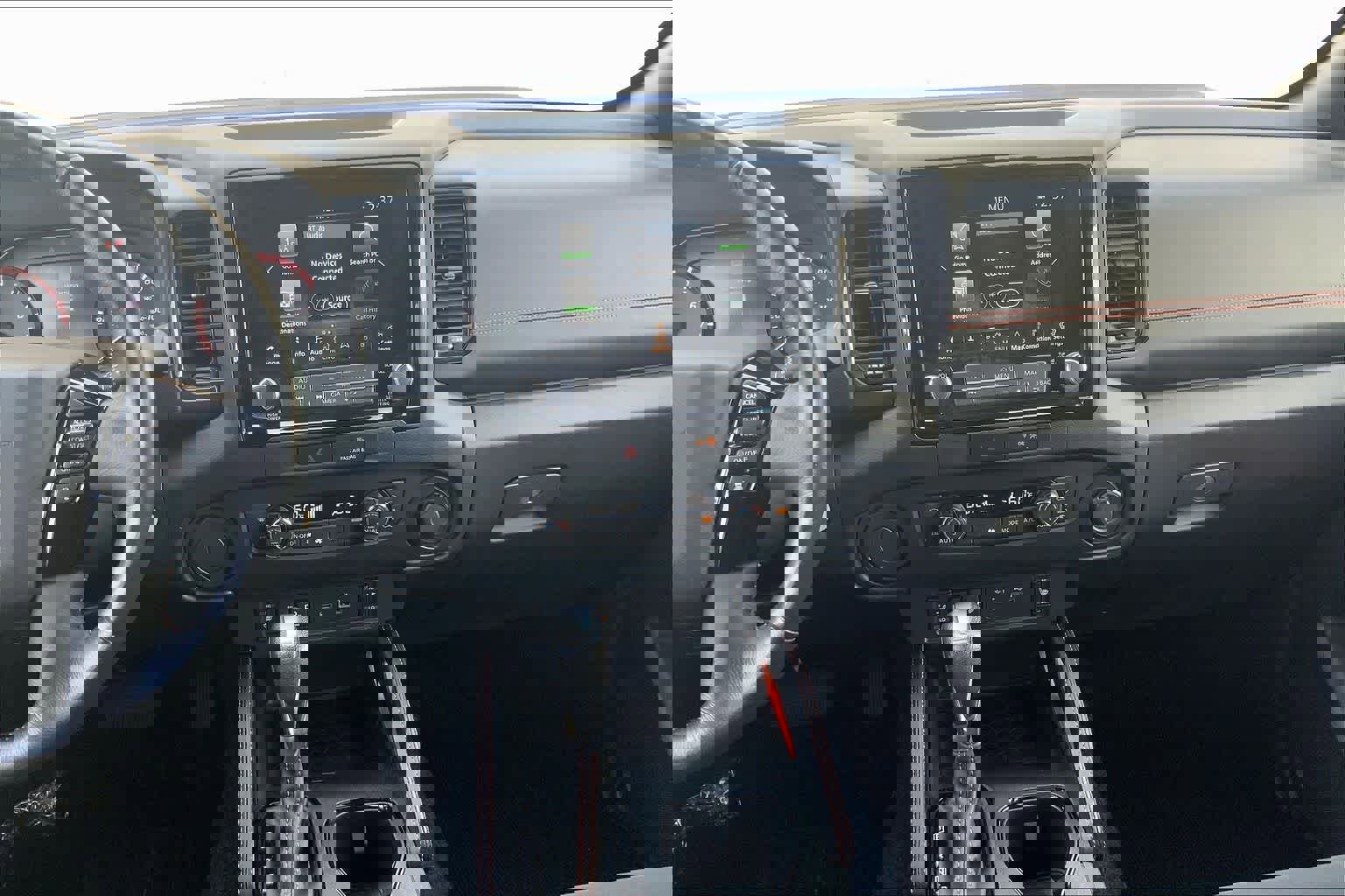 Used 2022 Nissan Frontier Pro-X image 15