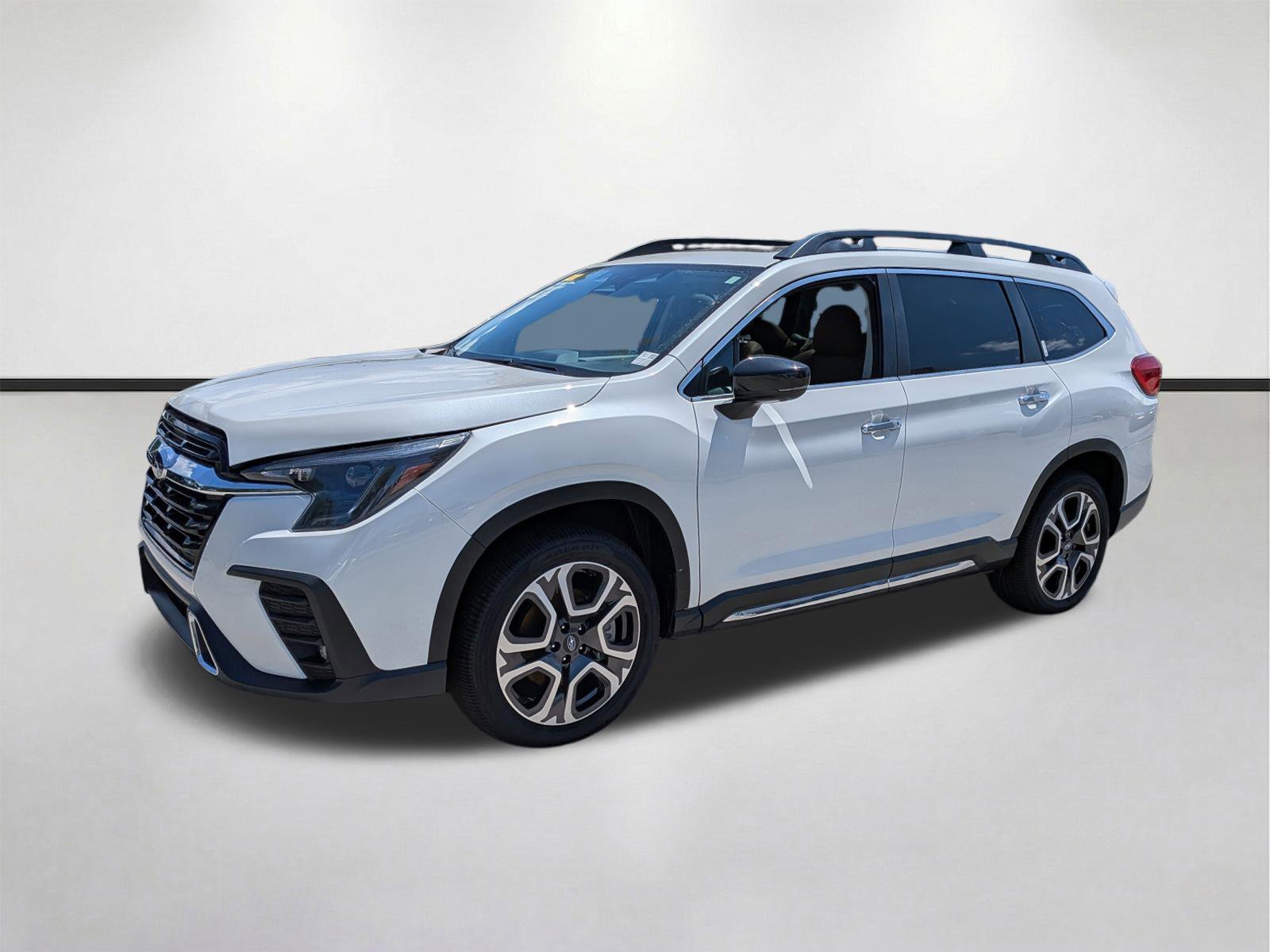 Used 2025 Subaru Ascent Touring AWD/4WD image 8