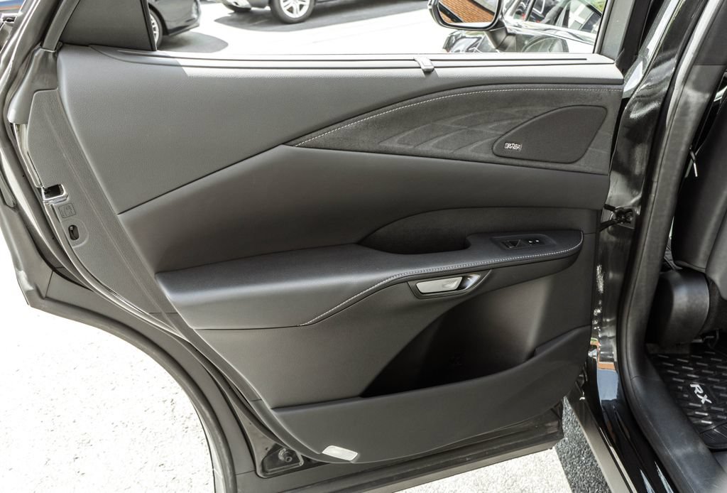 Used 2023 Lexus RX 350 AWD/4WD image 25