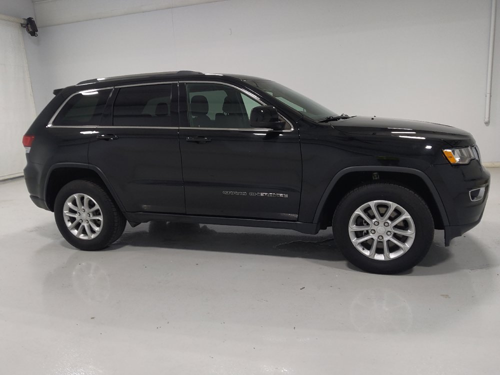 Used 2021 Jeep Grand Cherokee Laredo w/ Security & Convenience Group AWD/4WD image 11