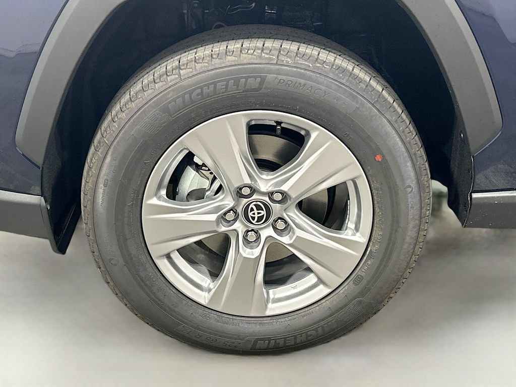 New 2025 Toyota RAV4 XLE w/ Convenience Package FWD image 8