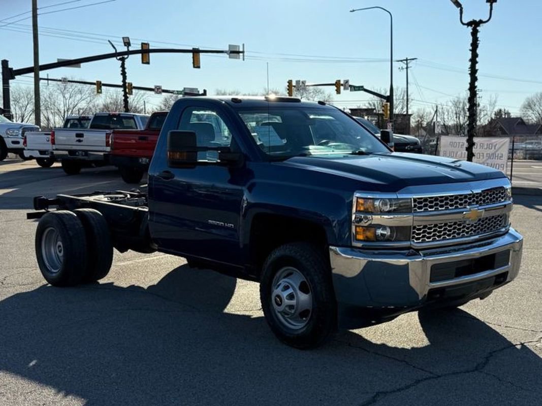Used 2019 Chevrolet Silverado 3500 W/T w/ WT Convenience Package image 4