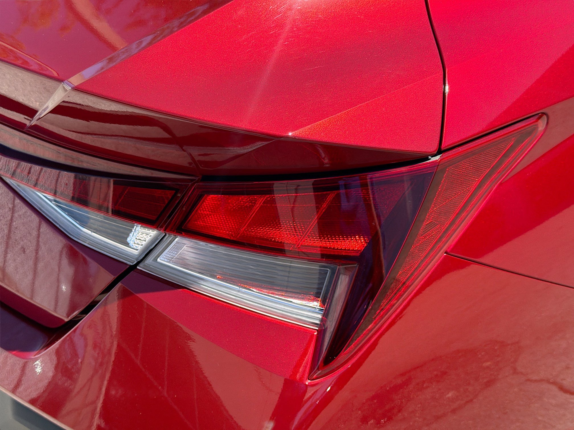 Used 2025 Hyundai Elantra SE image 24