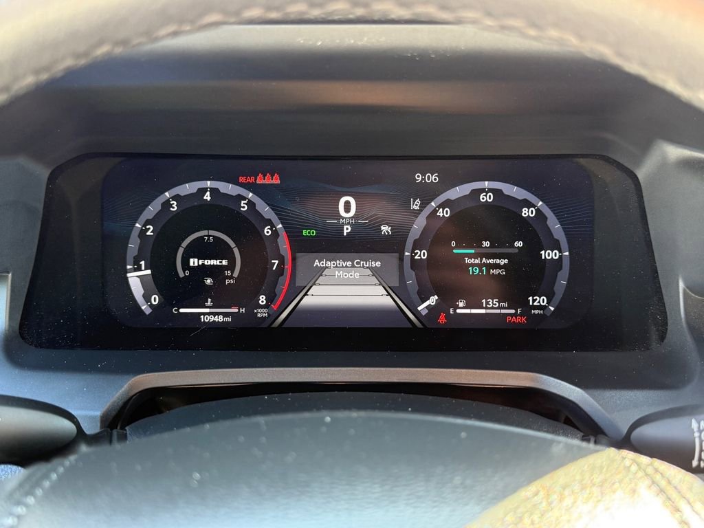 Used 2024 Toyota Tacoma TRD Sport AWD/4WD image 19
