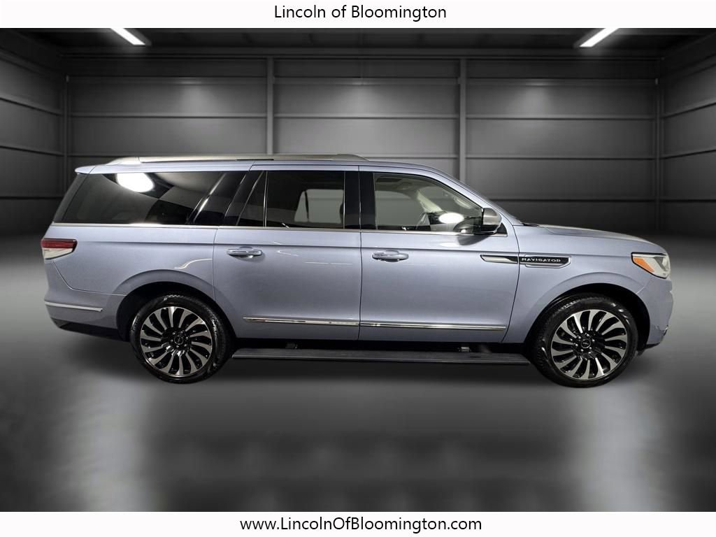 Certified 2022 Lincoln Navigator L Black Label AWD/4WD image 8