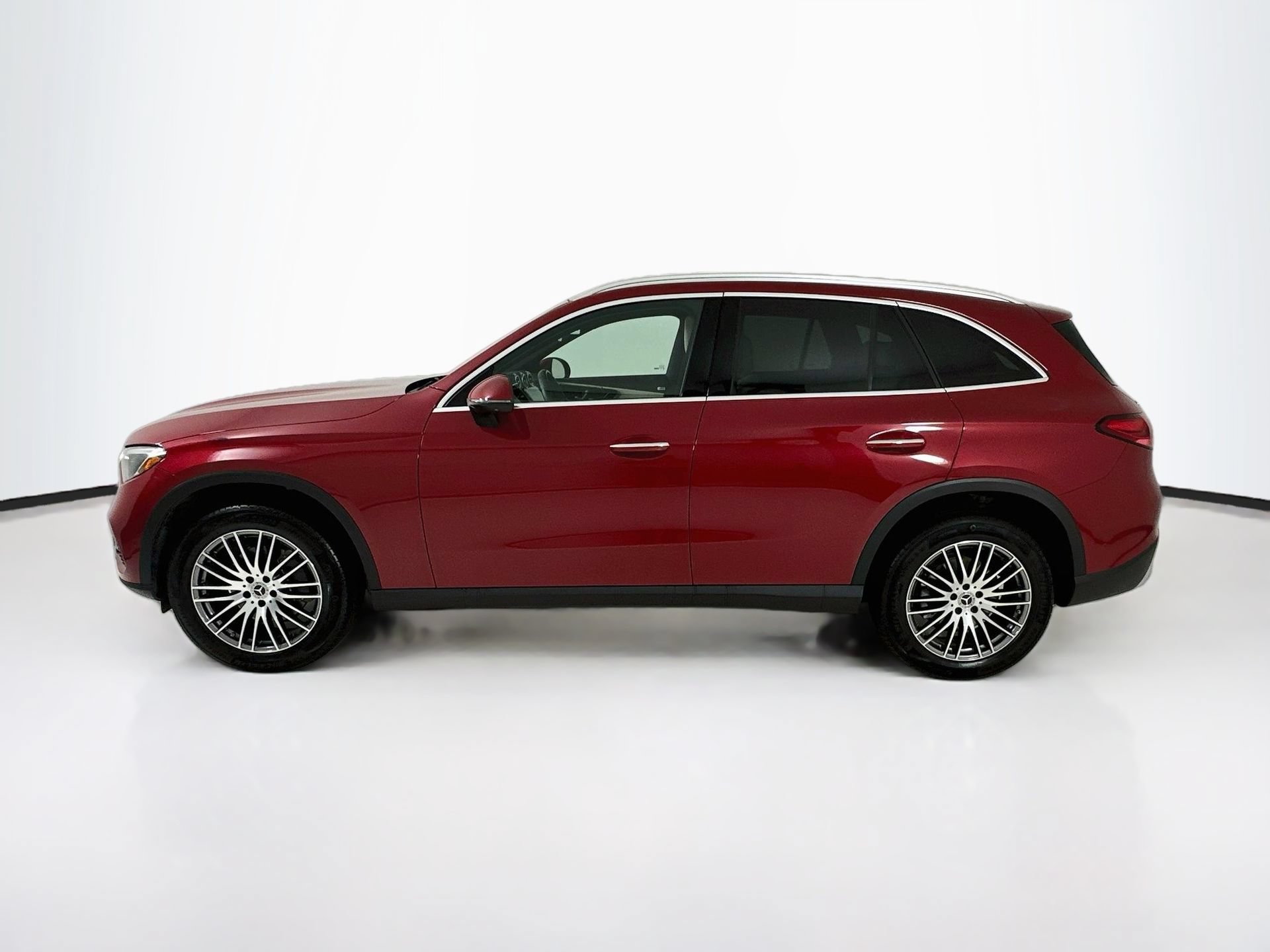 Certified 2026 Mercedes-Benz GLC 300 image 5