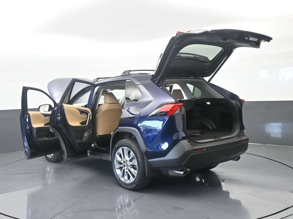 Used 2025 Toyota RAV4 XLE Premium FWD image 77