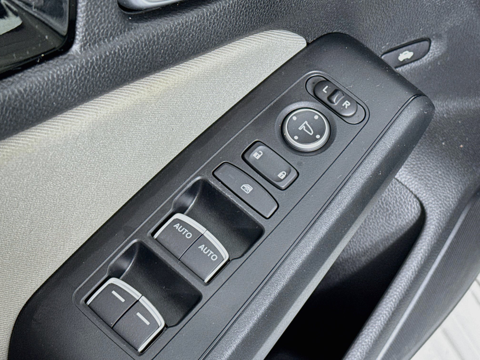 Certified 2024 Honda Civic EX image 17