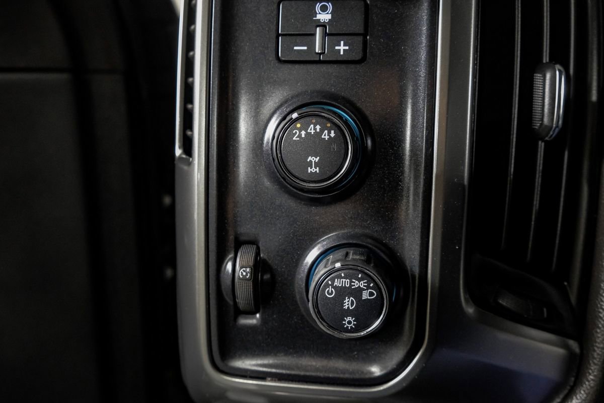 Used 2019 Chevrolet Silverado 2500 LTZ w/ Duramax Plus Package image 24