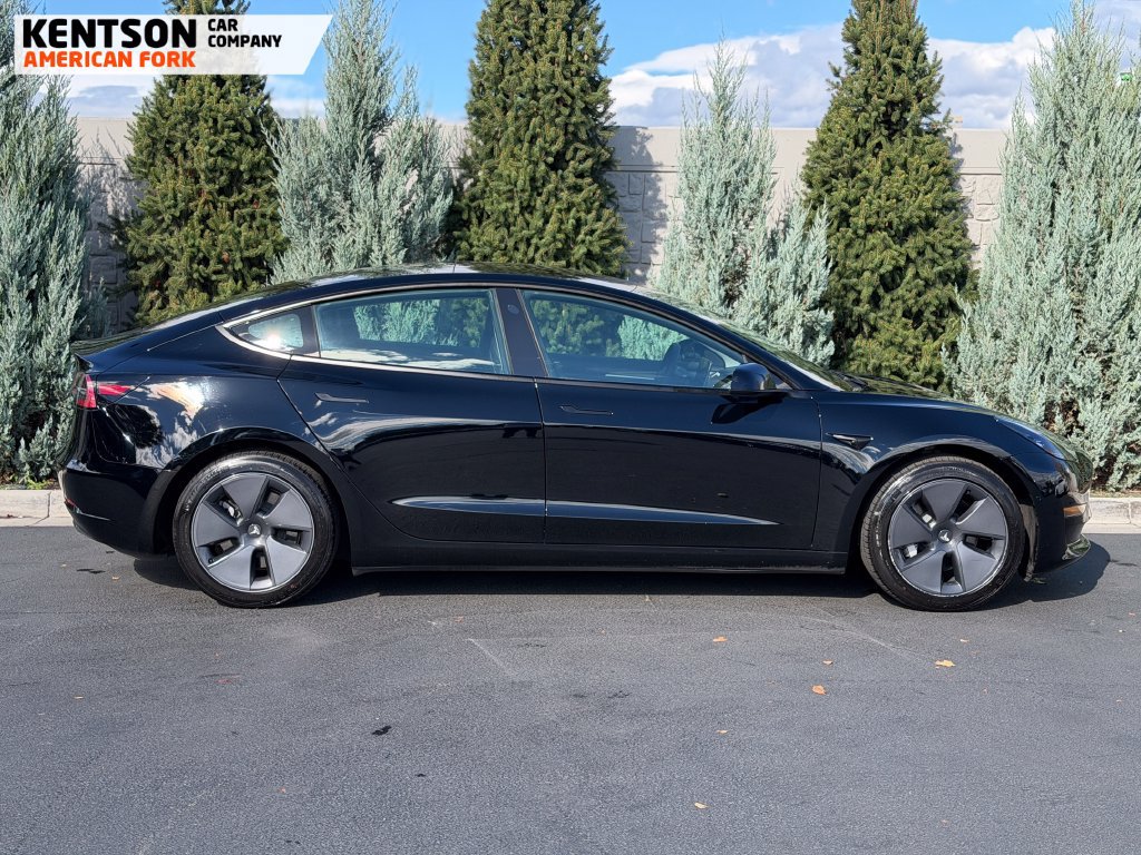 Used 2022 Tesla Model 3 Long Range AWD/4WD image 9