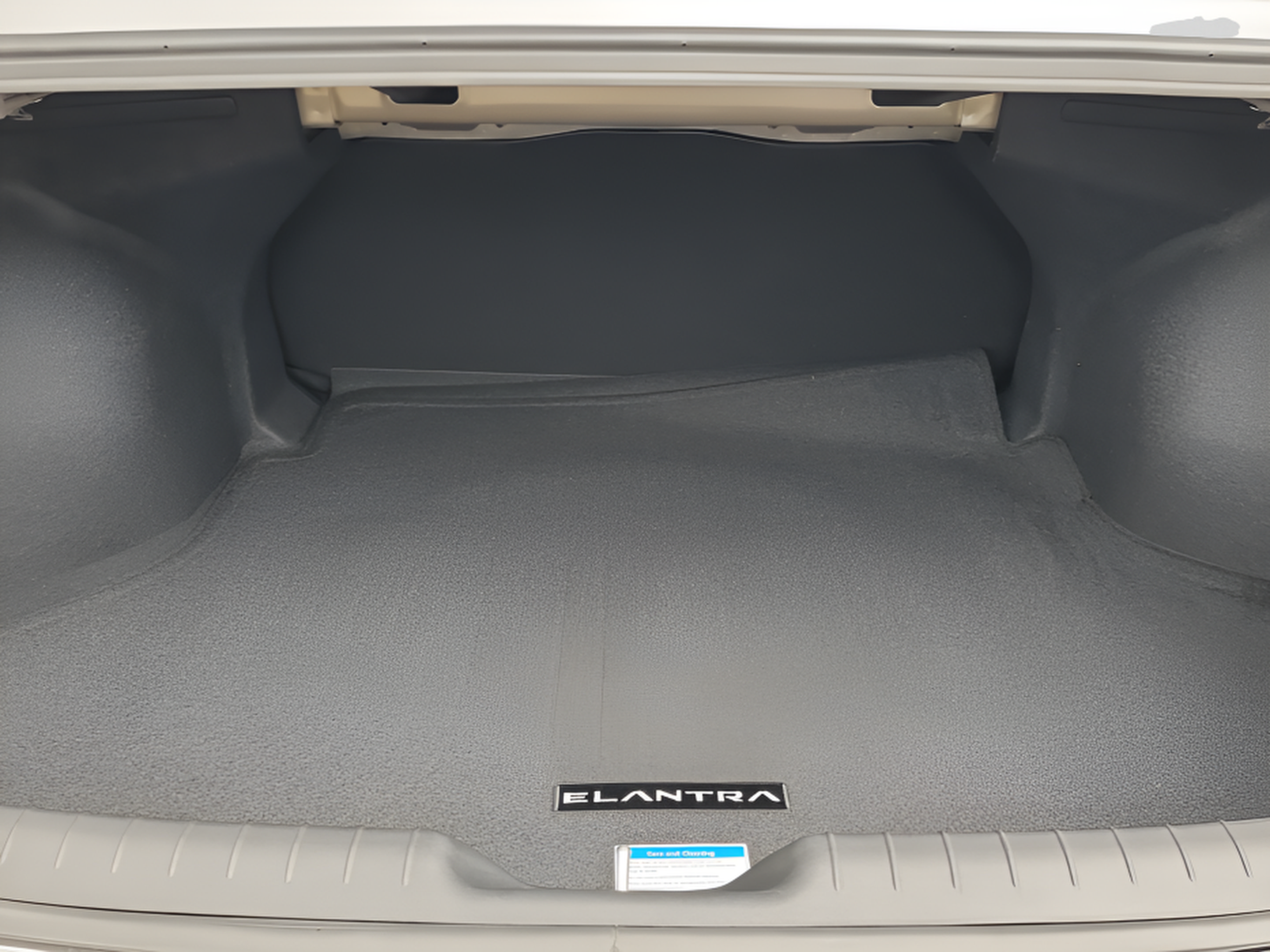 New 2025 Hyundai Elantra Hybrid FWD image 29