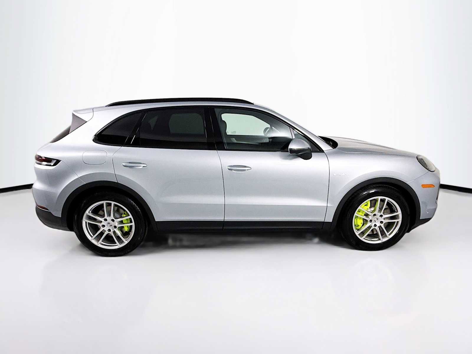 New 2026 Porsche Cayenne E-Hybrid image 8
