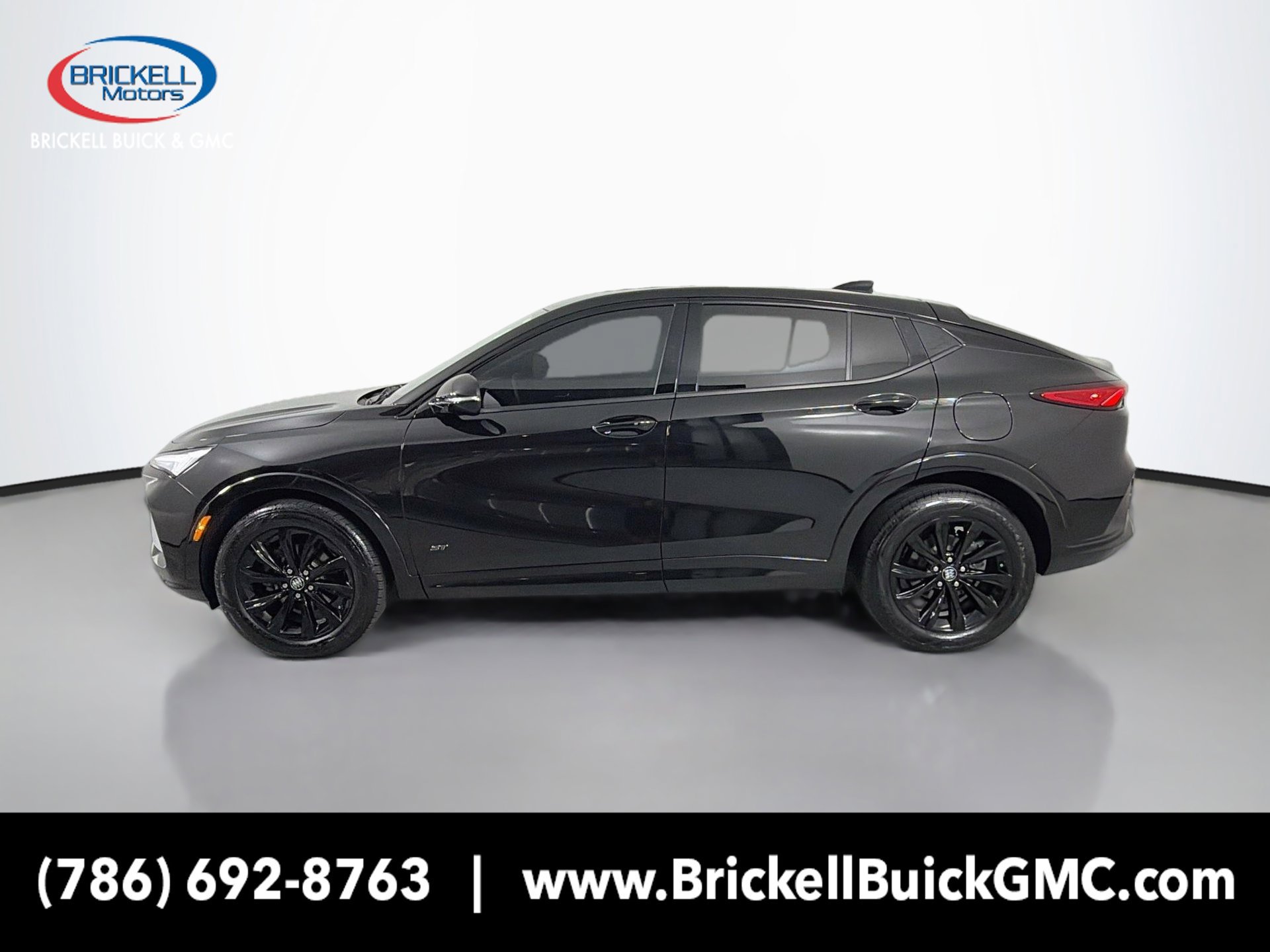 Used 2025 Buick Envista Sport Touring w/ Convenience I Package FWD image 2