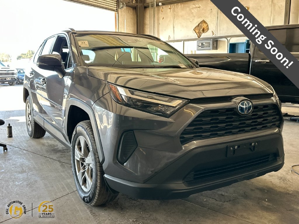 Used 2024 Toyota RAV4 LE AWD/4WD image 1