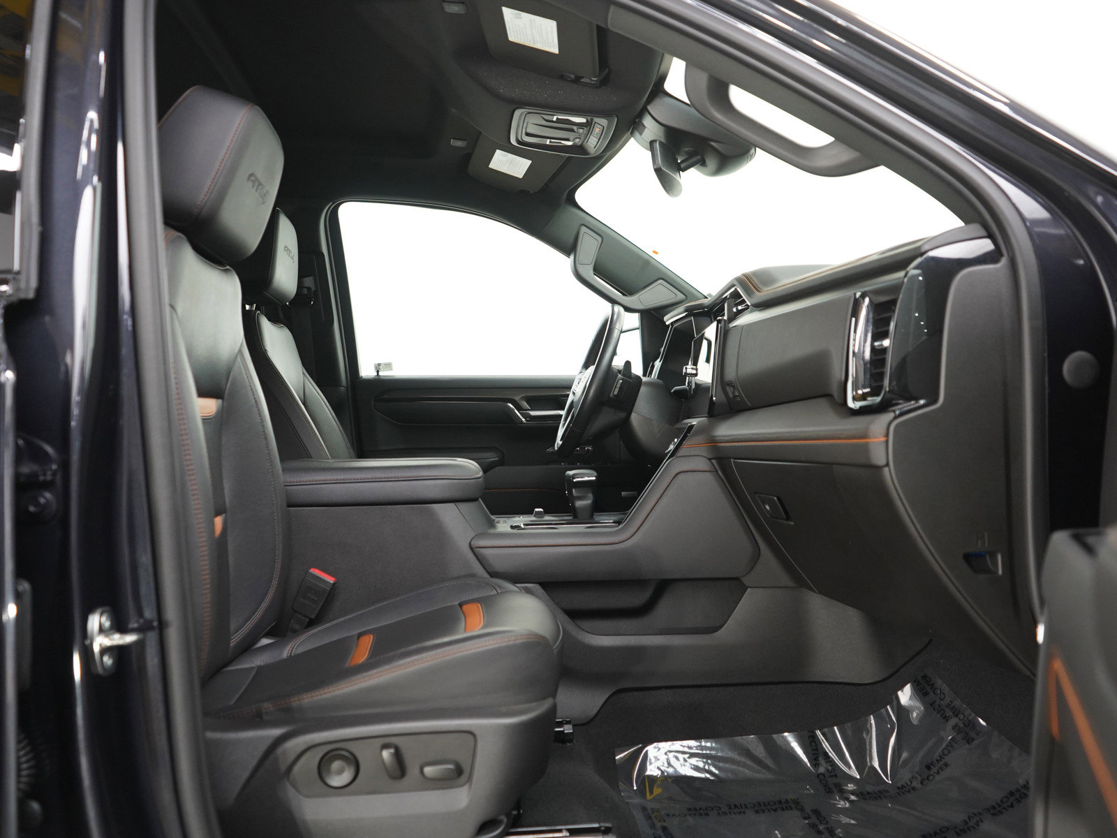 Used 2022 GMC Sierra 1500 AT4 AWD/4WD image 11