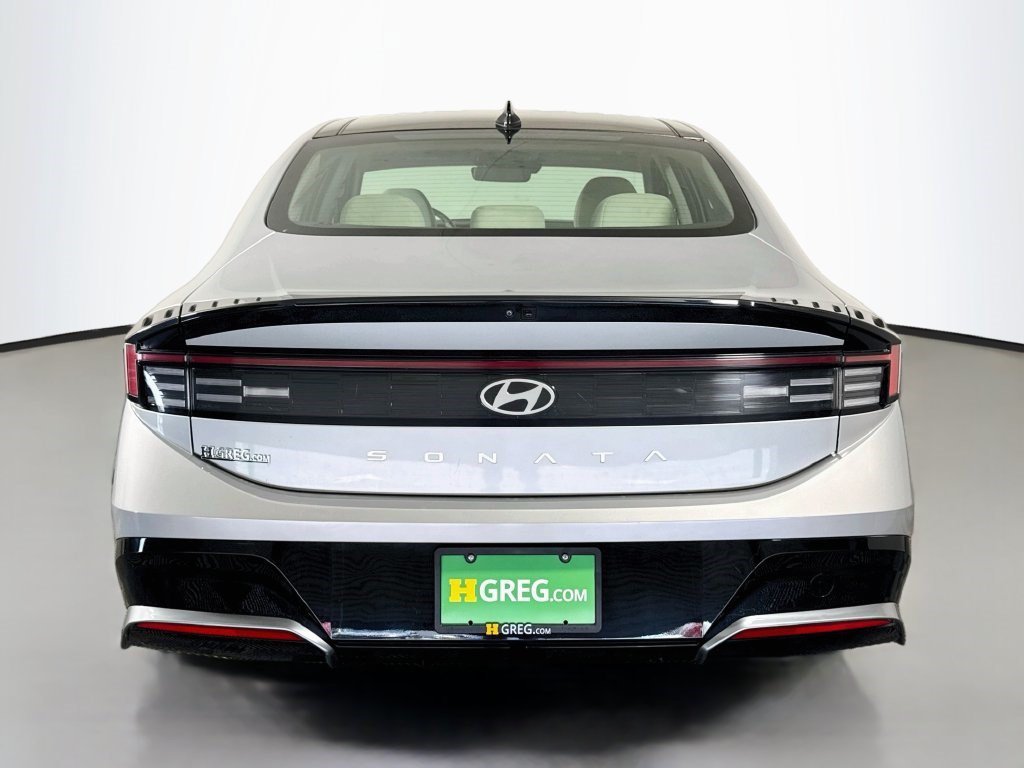 Used 2024 Hyundai Sonata SEL w/ Convenience Package FWD image 8